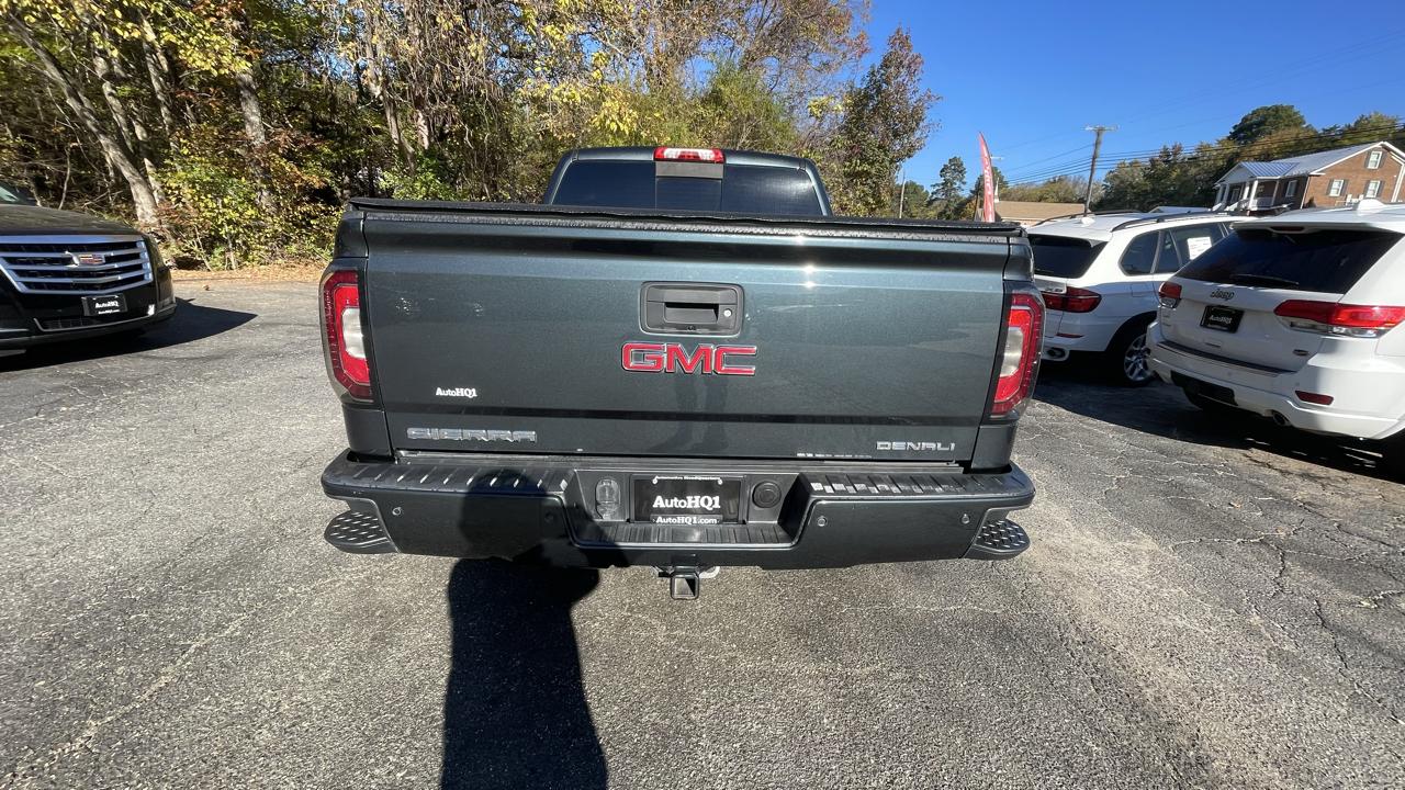 GMC Sierra 1500 Denali Crew Cab Long Box 4WD 2017