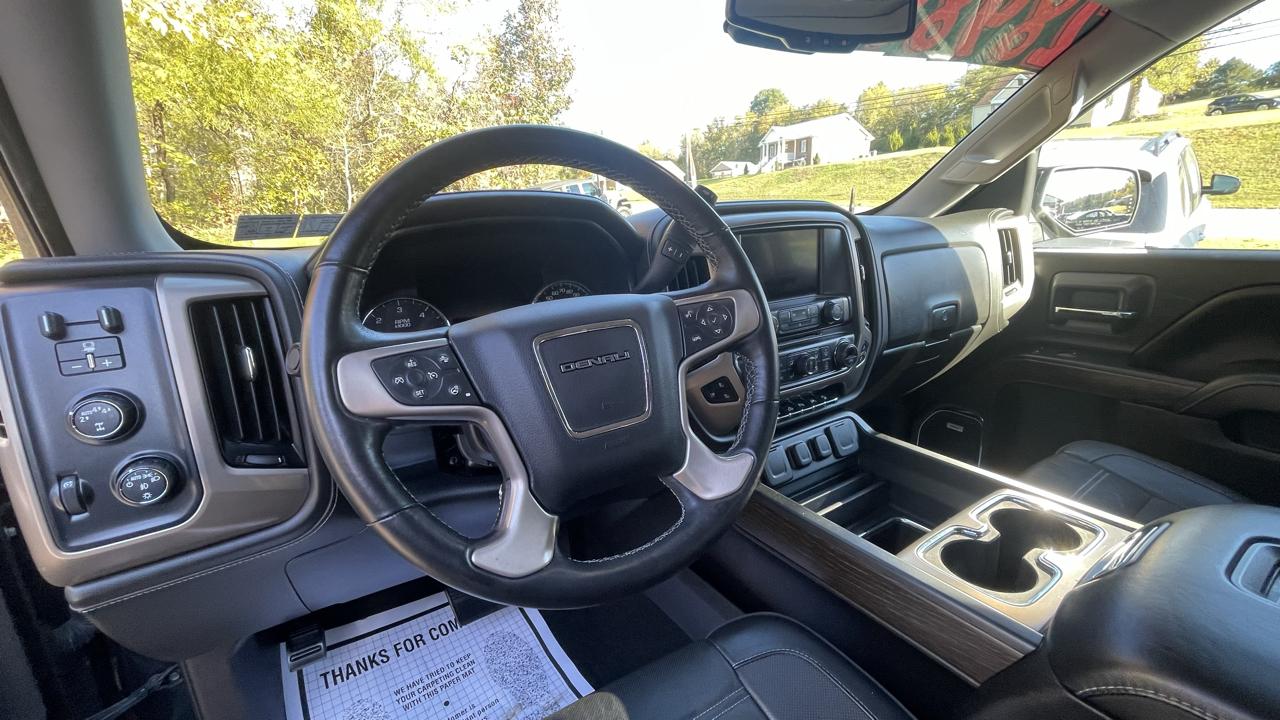 GMC Sierra 1500 Denali Crew Cab Long Box 4WD 2017