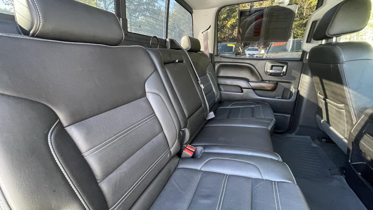 GMC Sierra 1500 Denali Crew Cab Long Box 4WD 2017
