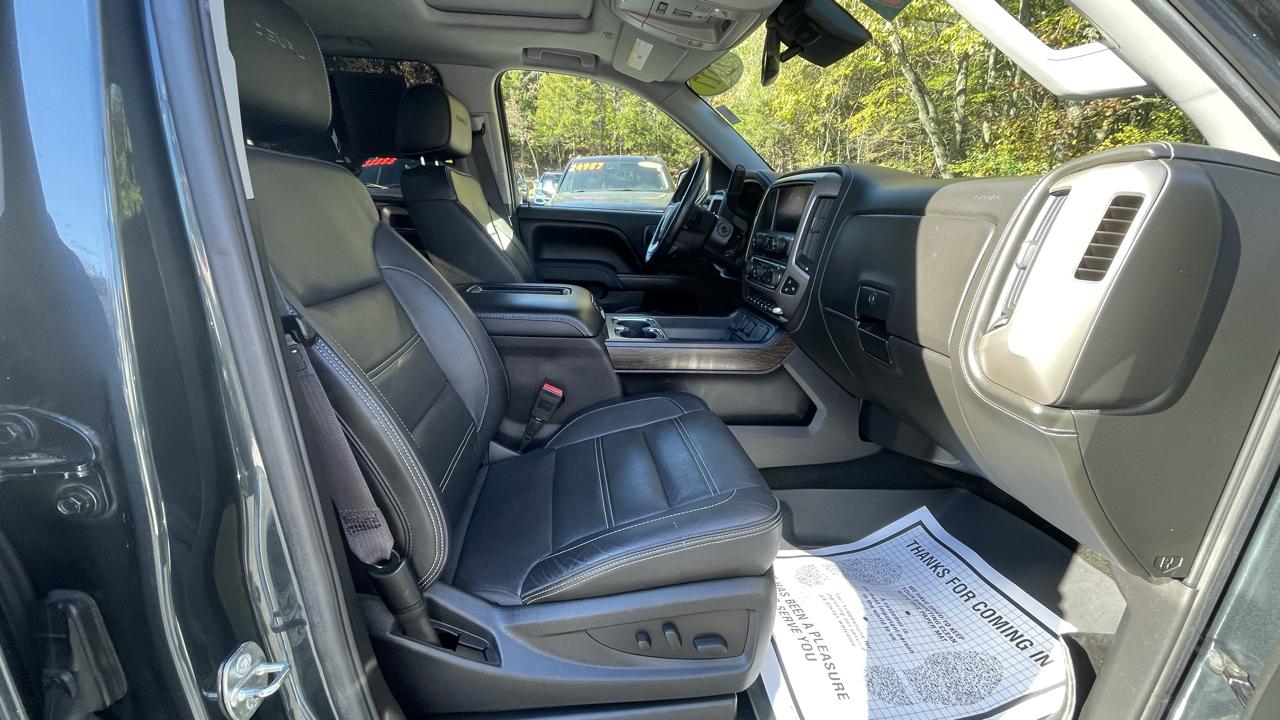 GMC Sierra 1500 Denali Crew Cab Long Box 4WD 2017