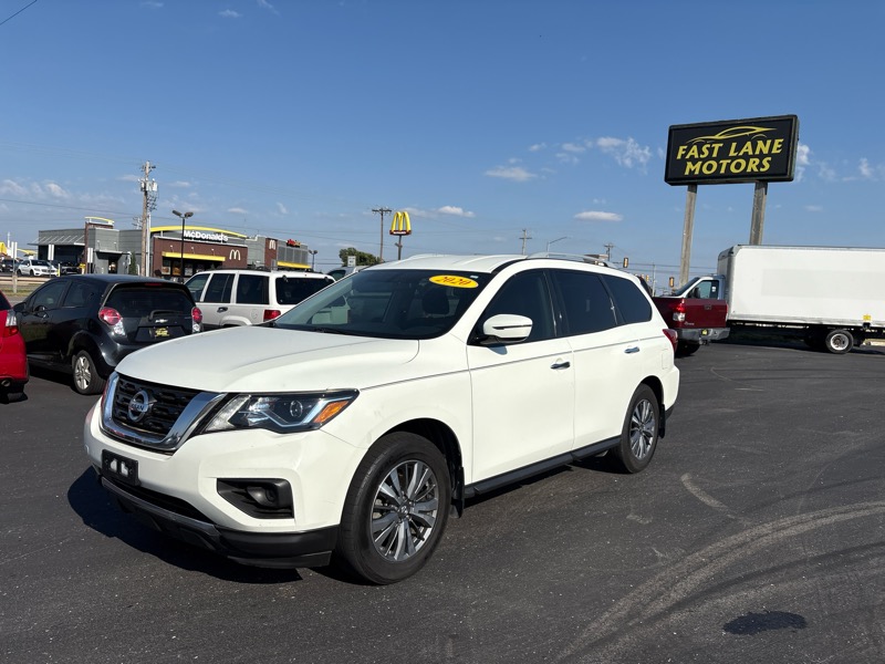 Nissan Pathfinder S 2020