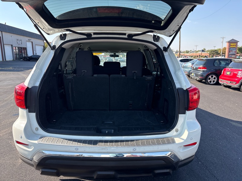 Nissan Pathfinder S 2020