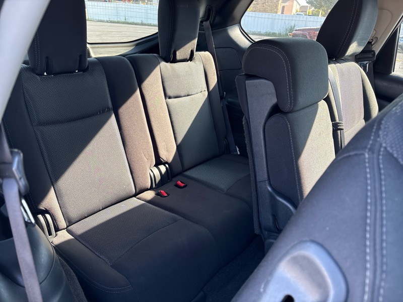 Nissan Pathfinder S 2020