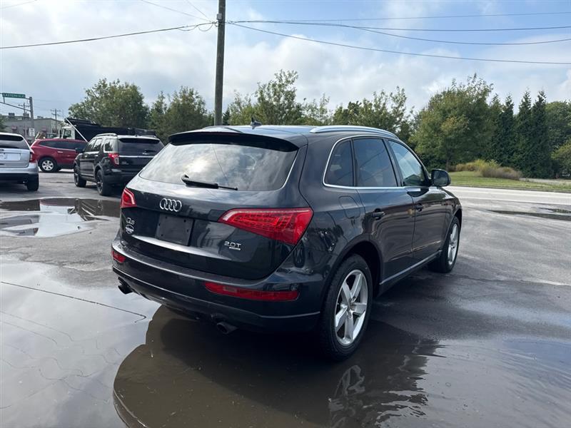 Audi Q5 2.0 quattro Premium 2012 Audi Q5 2.0 quattro Premium 2012