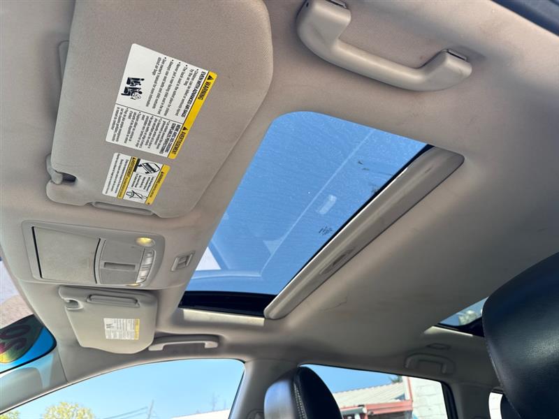 2014 Nissan Pathfinder S photo 12