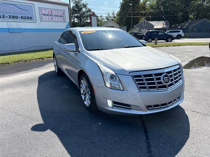 Cadillac XTS  2013