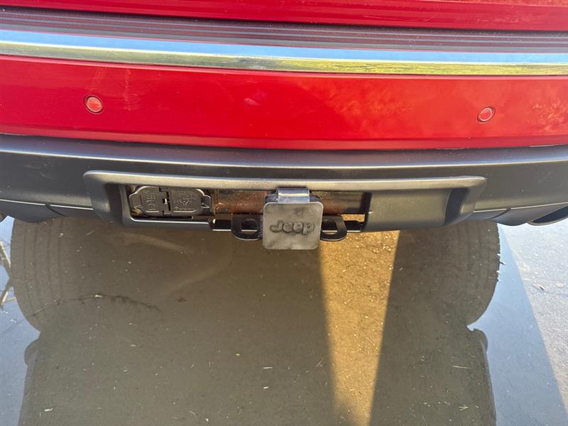 Jeep Grand Cherokee Overland 4WD 2011