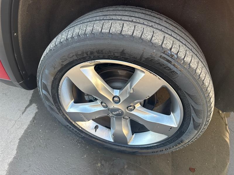 Jeep Grand Cherokee Overland 4WD 2011