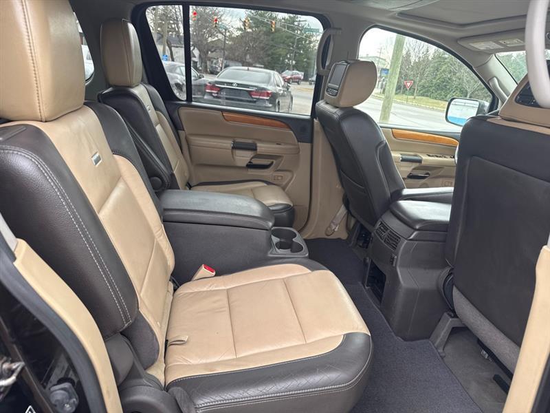 Nissan Armada Platinum 4WD 2013