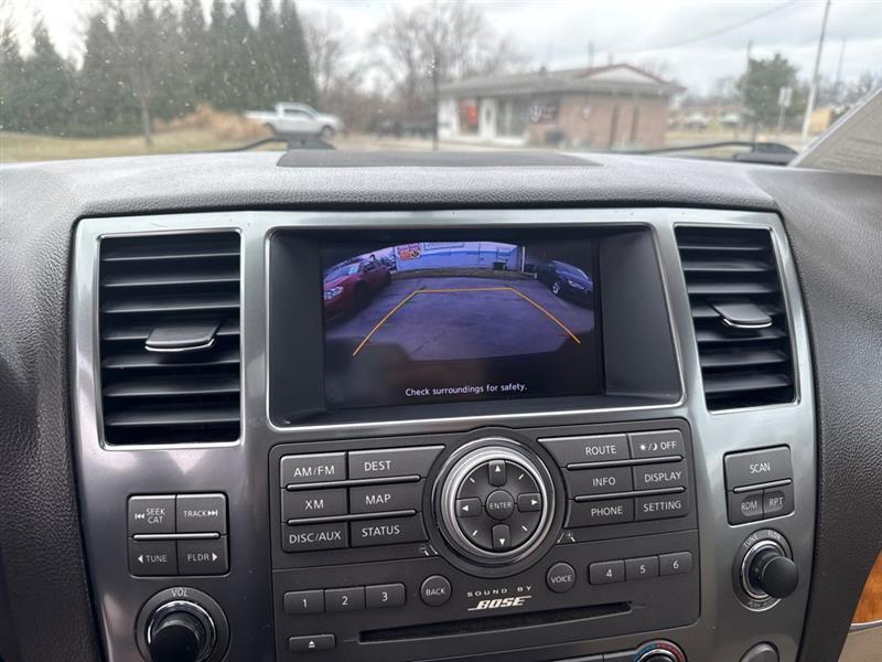 Nissan Armada Platinum 4WD 2013