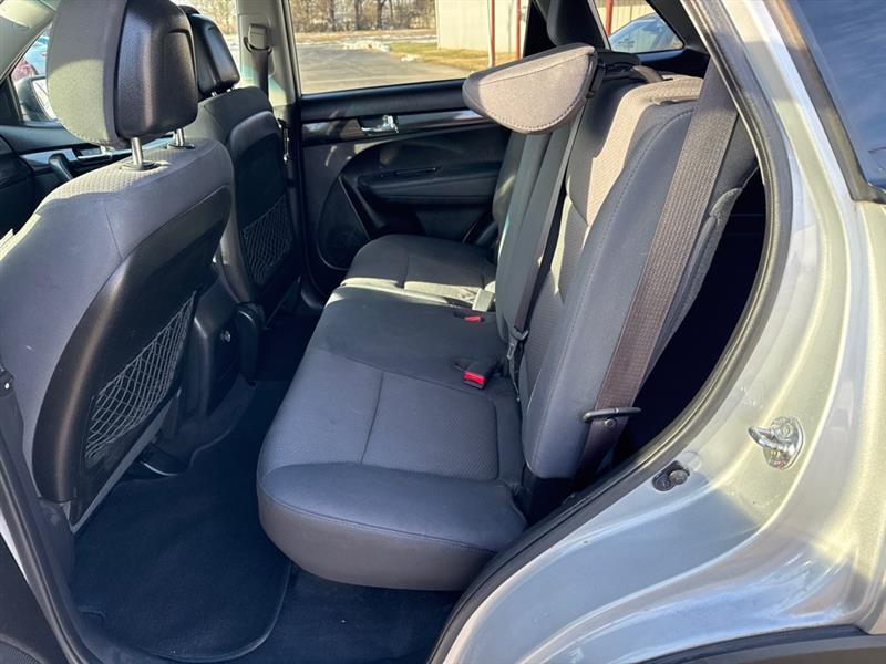 Kia Sorento LX 2WD 2013