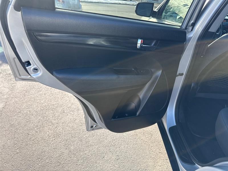 Kia Sorento LX 2WD 2013