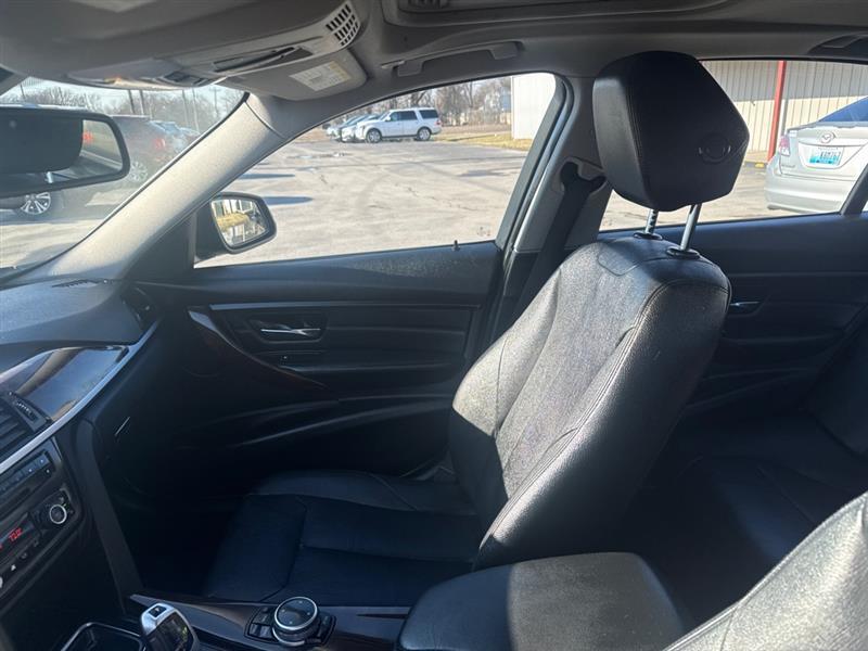 BMW 3-Series 328i Sedan 2014