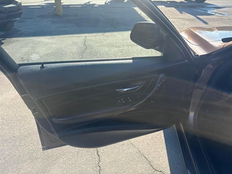 BMW 3-Series 328i Sedan 2014