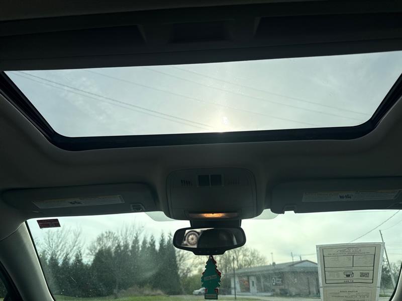 Buick Regal Base 2012