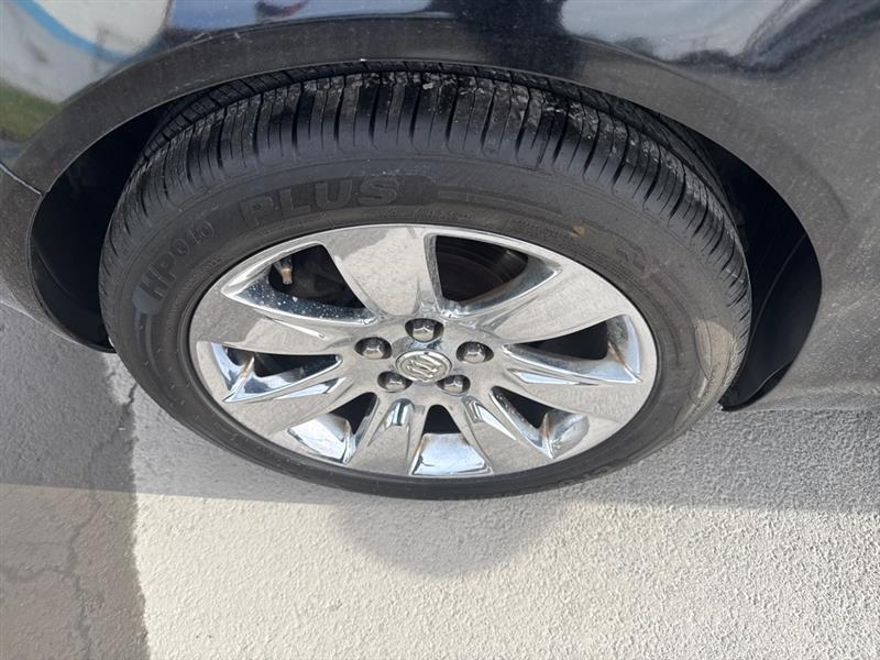 Buick Regal Base 2012