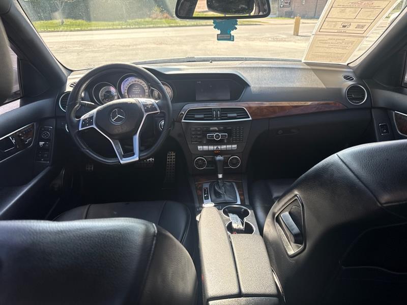 Mercedes-Benz C-Class C300 4MATIC Sport Sedan 2012