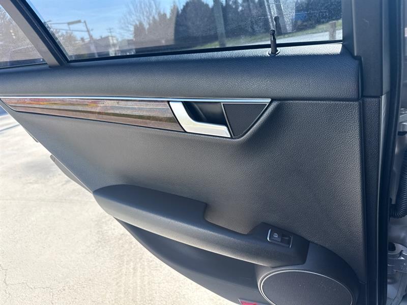 Mercedes-Benz C-Class C300 4MATIC Sport Sedan 2012