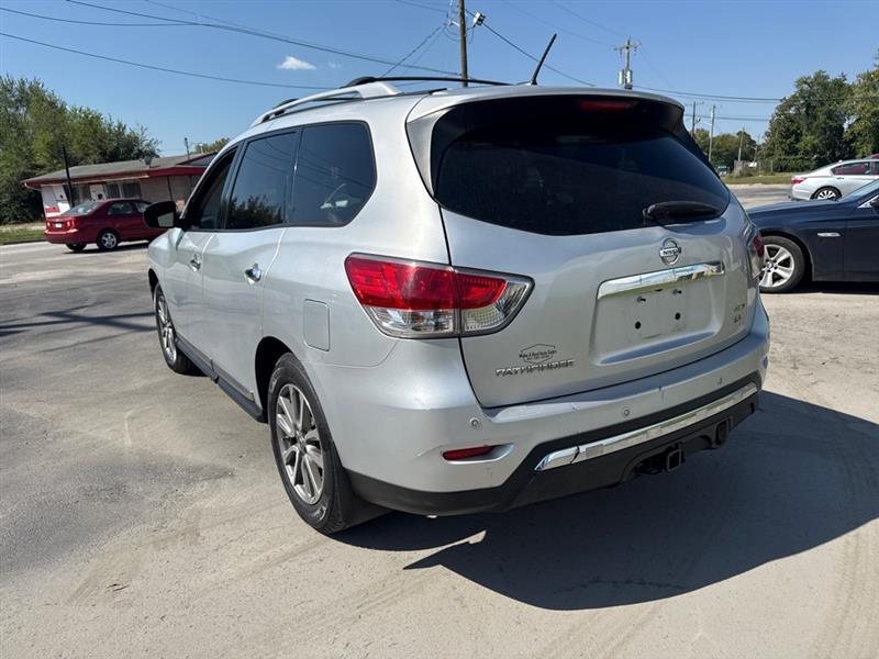 Nissan Pathfinder S 4WD 2014