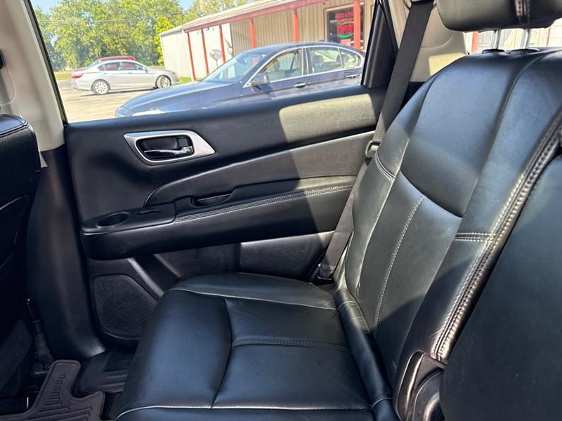 Nissan Pathfinder S 4WD 2014