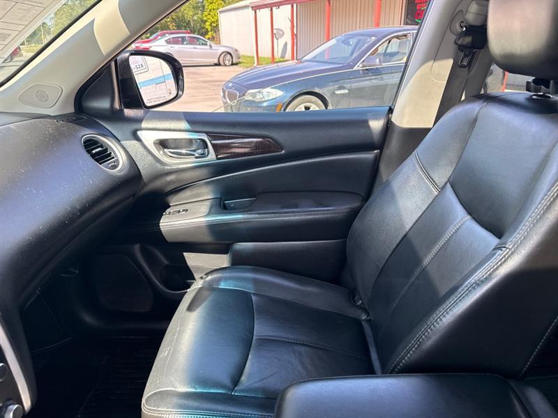 Nissan Pathfinder S 4WD 2014