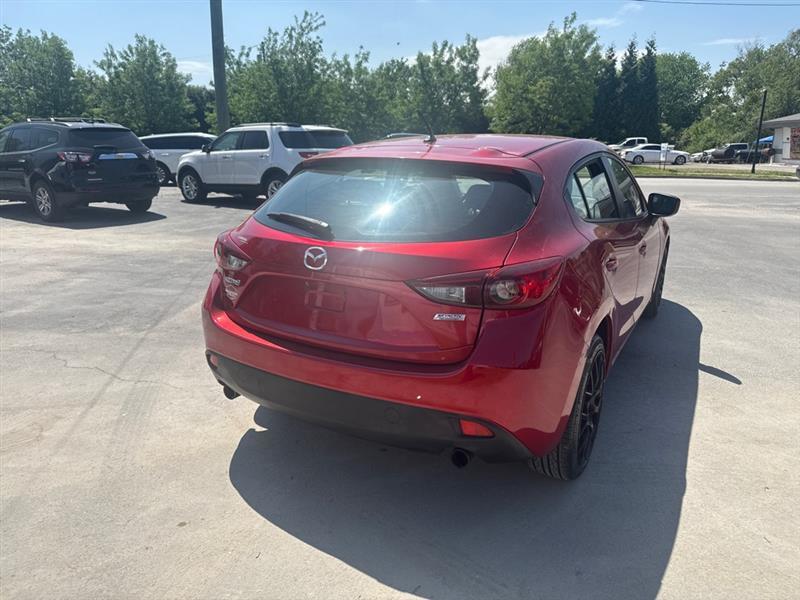 Mazda MAZDA3 i Sport MT 5-Door 2015