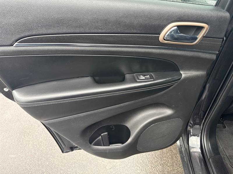 Jeep Grand Cherokee Limited 4WD 2015