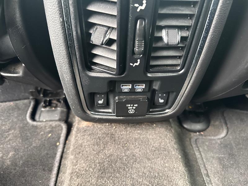 Jeep Grand Cherokee Limited 4WD 2015