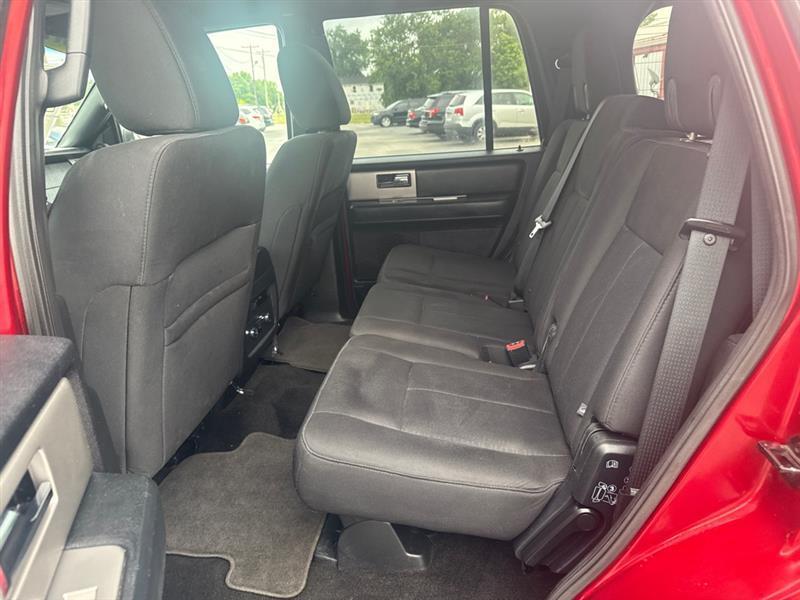 Ford Expedition XLT 4WD 2017