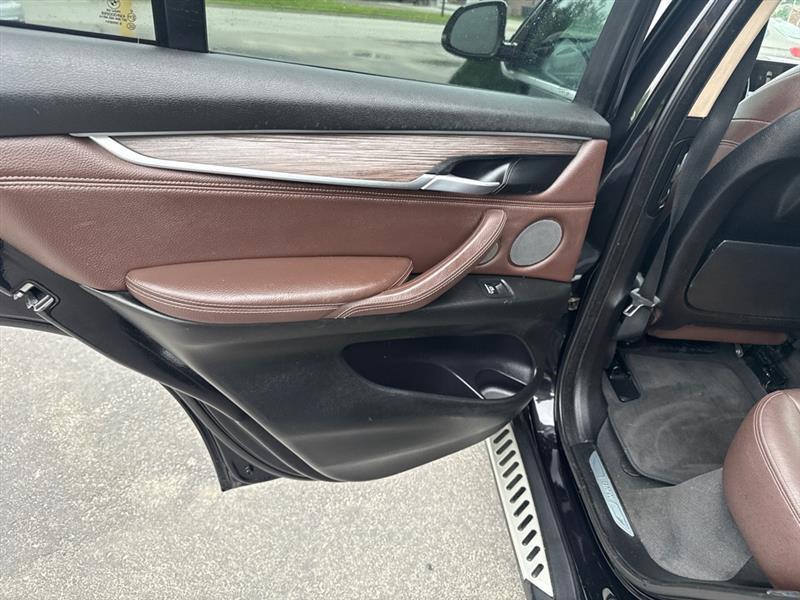 BMW X5 xDrive50i 2016