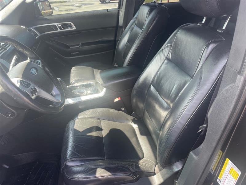Ford Explorer Limited 4WD 2013