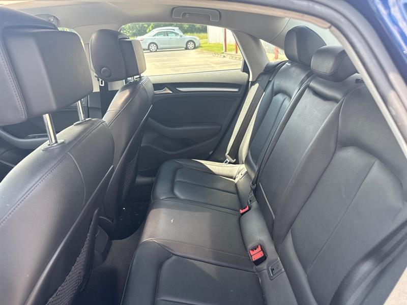Audi A3 1.8T Premium FWD S tronic 2015