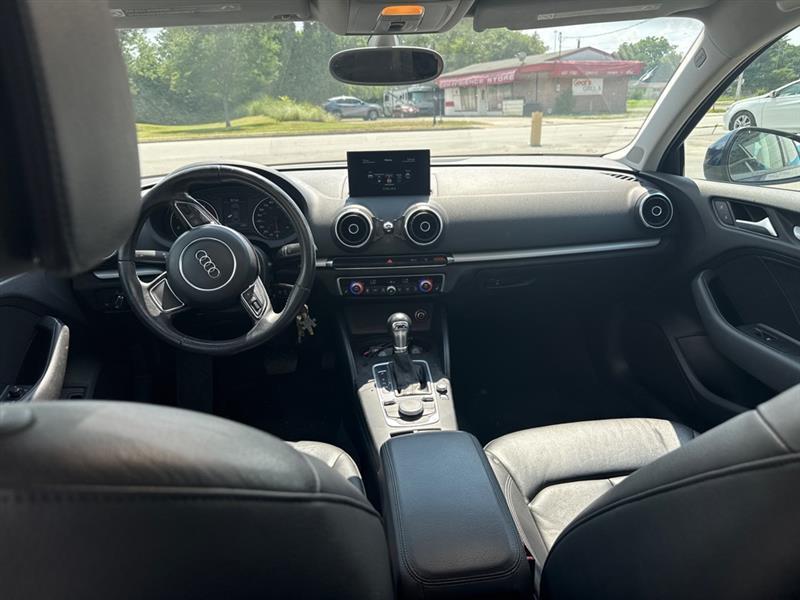 Audi A3 1.8T Premium FWD S tronic 2015