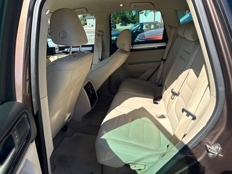 Volkswagen Touareg VR6 Lux 2014