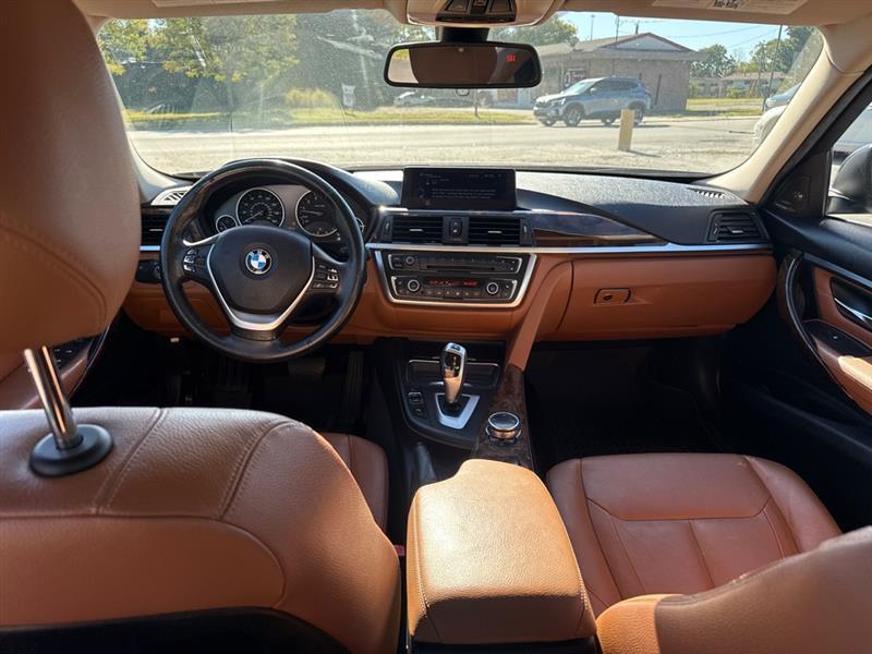 BMW 3-Series 328i xDrive Sedan 2014