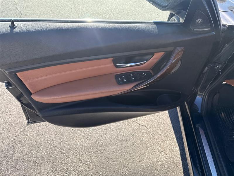 BMW 3-Series 328i xDrive Sedan 2014