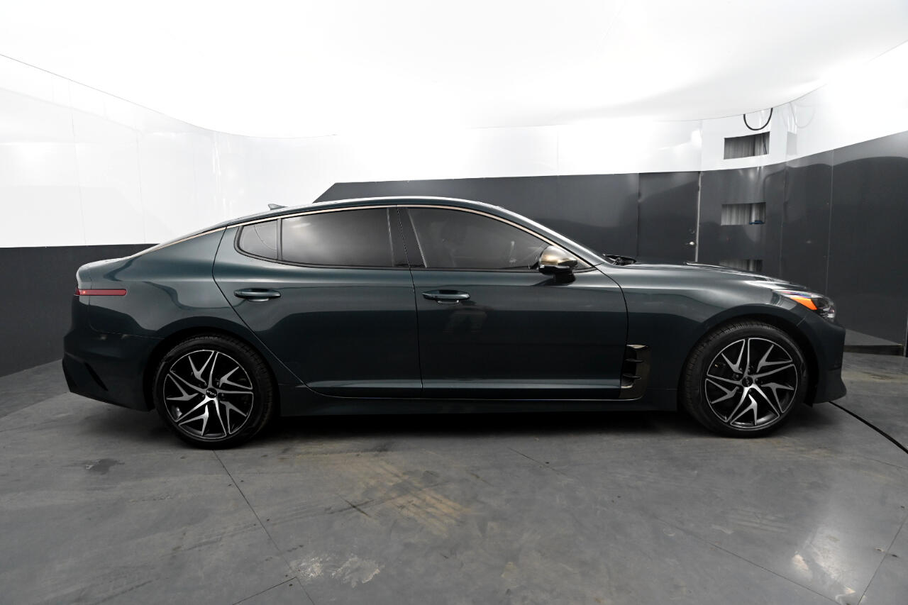 Kia Stinger GT-Line AWD 2022 Kia Stinger GT-Line AWD 2022