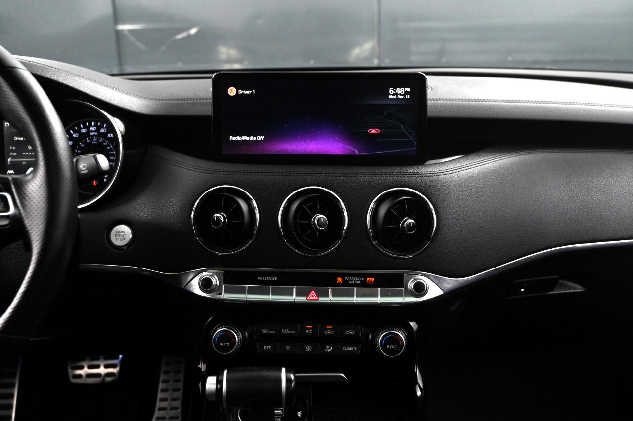 Kia Stinger GT-Line AWD 2022 Kia Stinger GT-Line AWD 2022