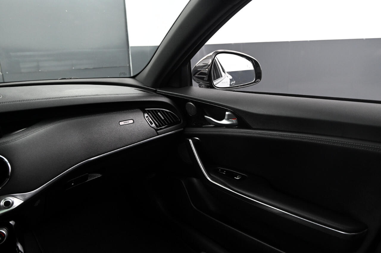 Kia Stinger GT-Line AWD 2022 Kia Stinger GT-Line AWD 2022