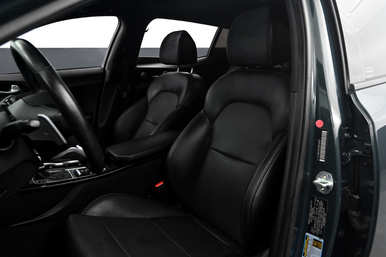 Kia Stinger GT-Line AWD 2022 Kia Stinger GT-Line AWD 2022