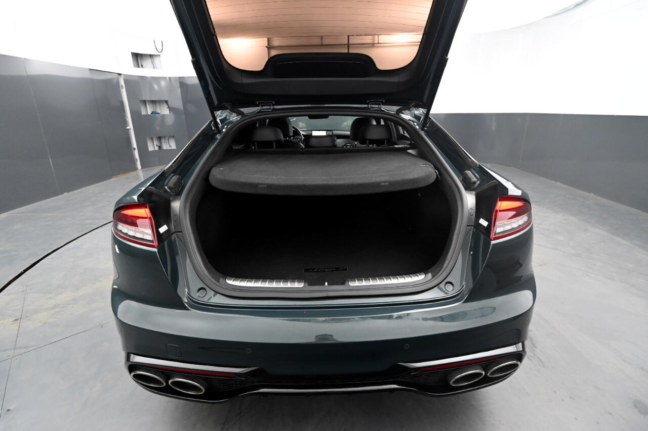 Kia Stinger GT-Line AWD 2022 Kia Stinger GT-Line AWD 2022