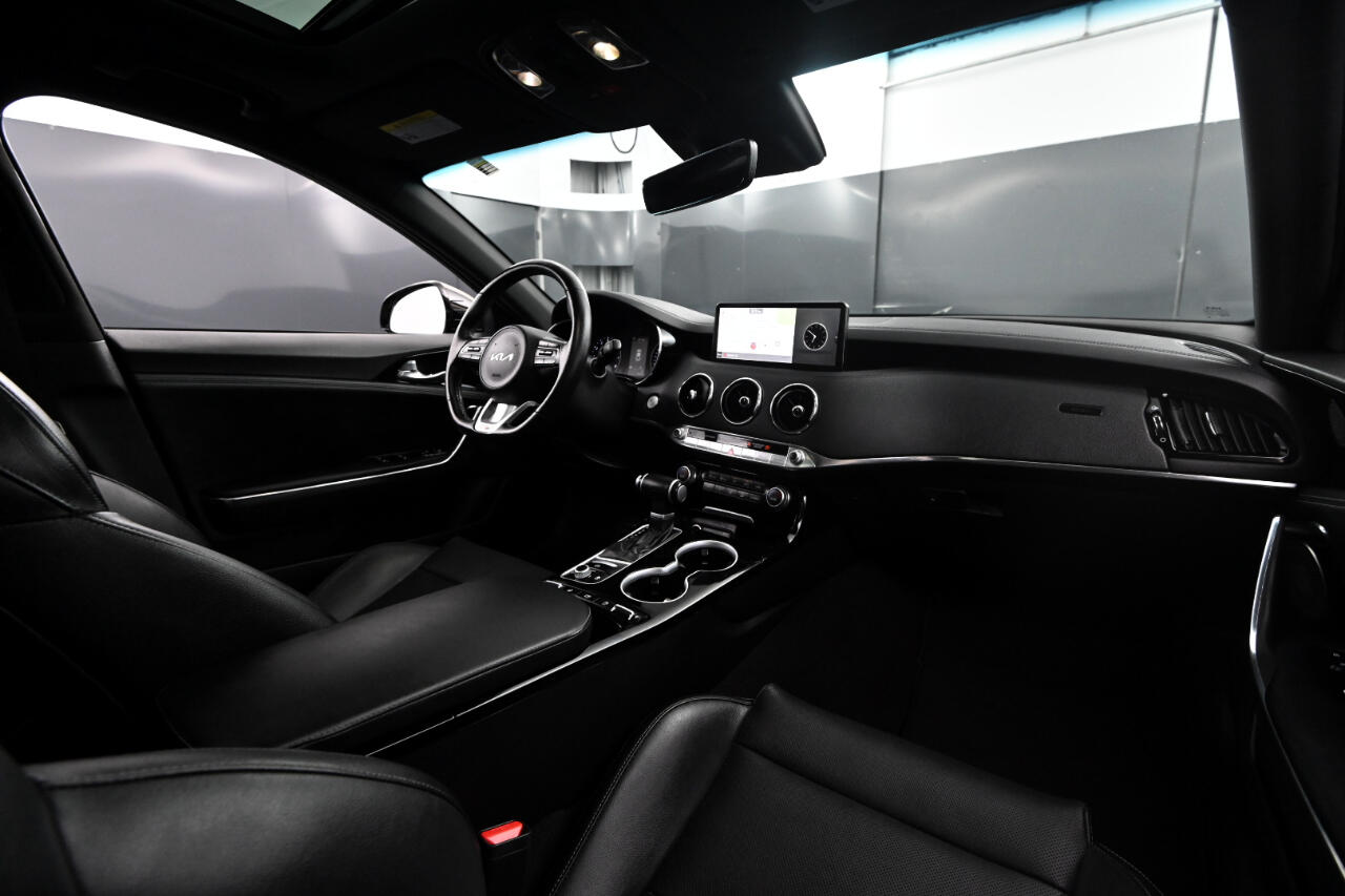 Kia Stinger GT-Line AWD 2022 Kia Stinger GT-Line AWD 2022