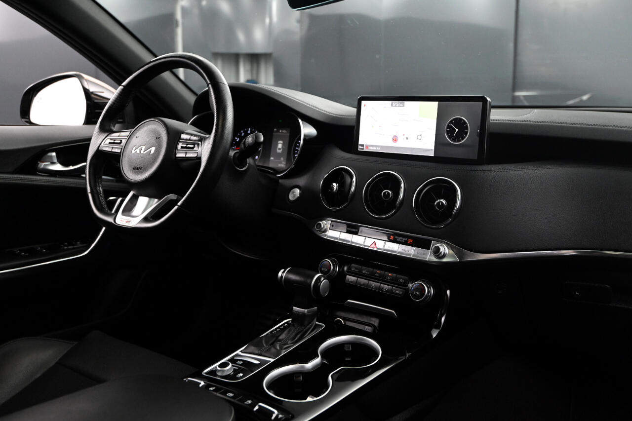 Kia Stinger GT-Line AWD 2022 Kia Stinger GT-Line AWD 2022