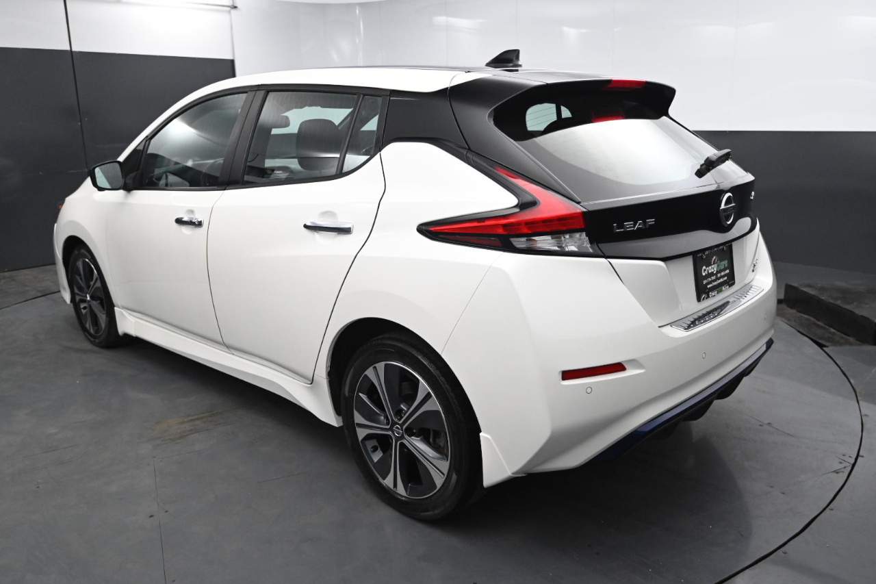 Nissan Leaf SV PLUS Hatchback 2022