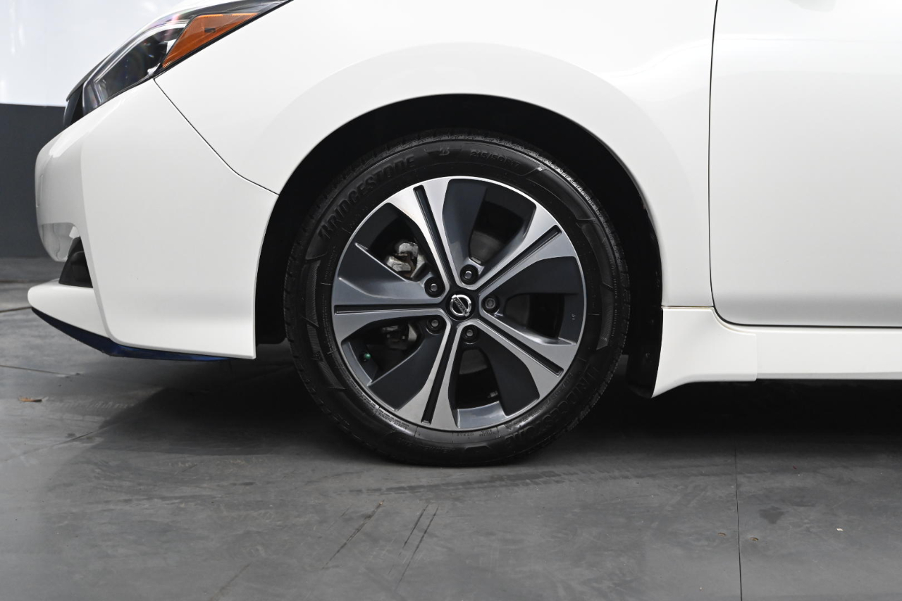 Nissan Leaf SV PLUS Hatchback 2022