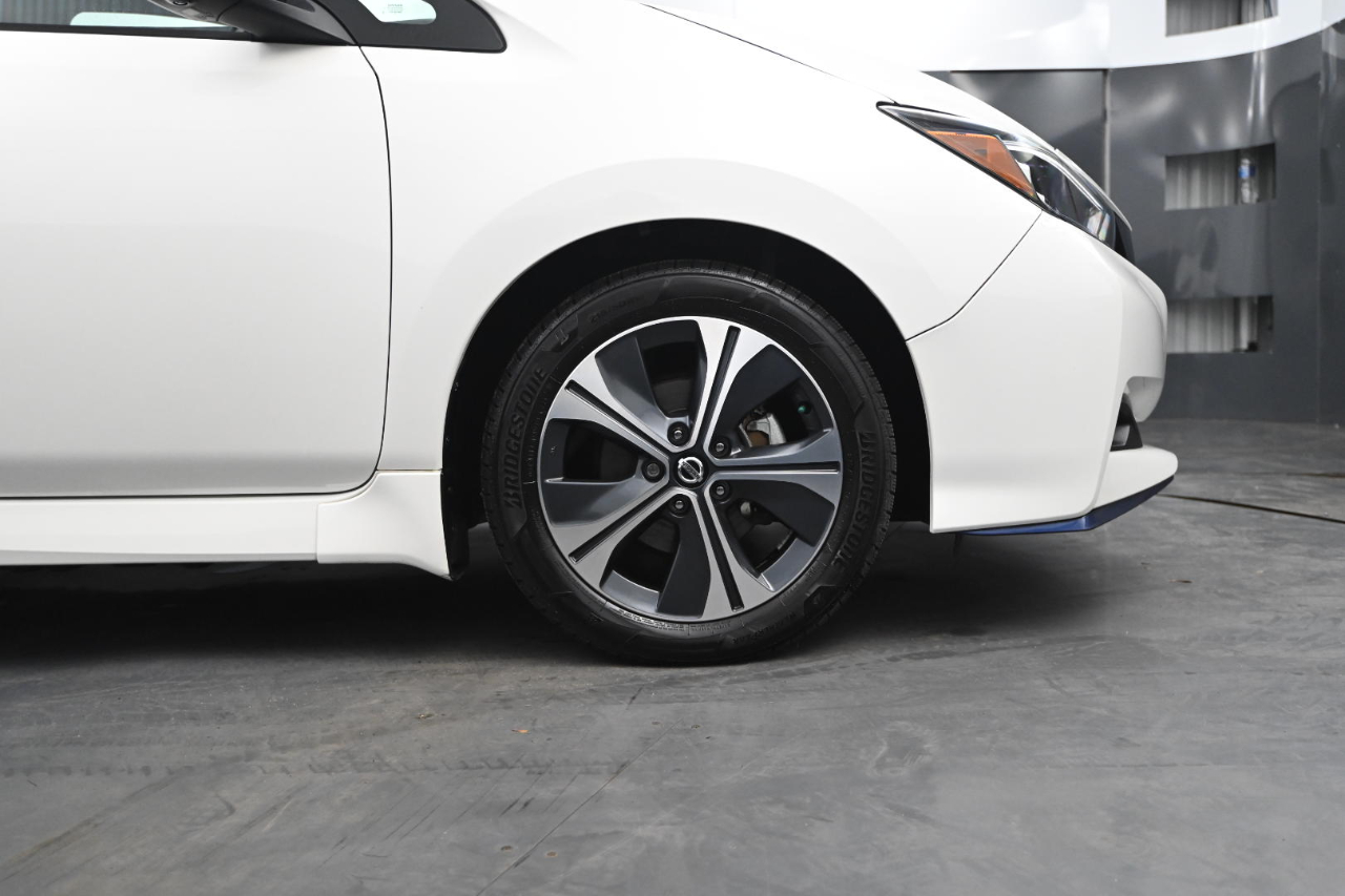 Nissan Leaf SV PLUS Hatchback 2022