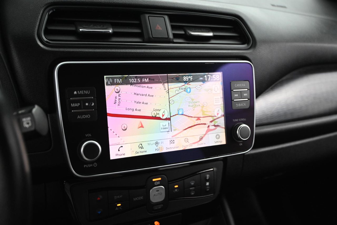 Nissan Leaf SV PLUS Hatchback 2022