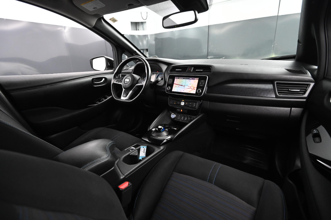 Nissan Leaf SV PLUS Hatchback 2022