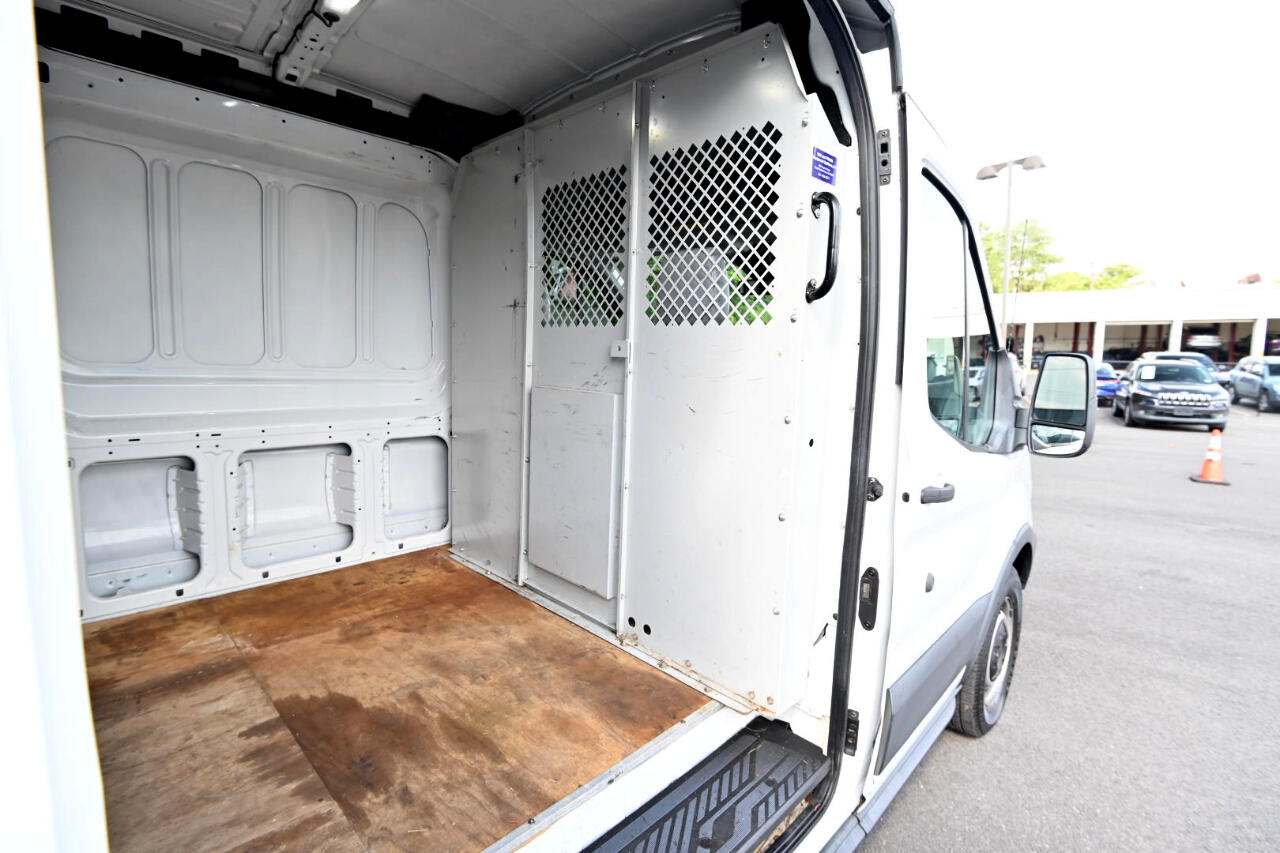 Ford Transit 250 Van Med. Roof w/Sliding Pass. 148-in. WB 2018 Ford Transit 250 Van Med. Roof w/Sliding Pass. 148-in. WB 2018