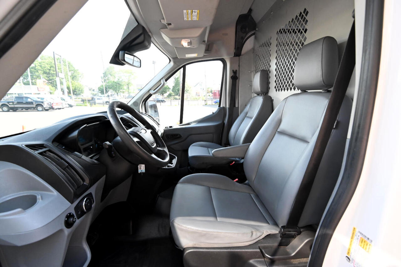 Ford Transit 250 Van Med. Roof w/Sliding Pass. 148-in. WB 2018 Ford Transit 250 Van Med. Roof w/Sliding Pass. 148-in. WB 2018